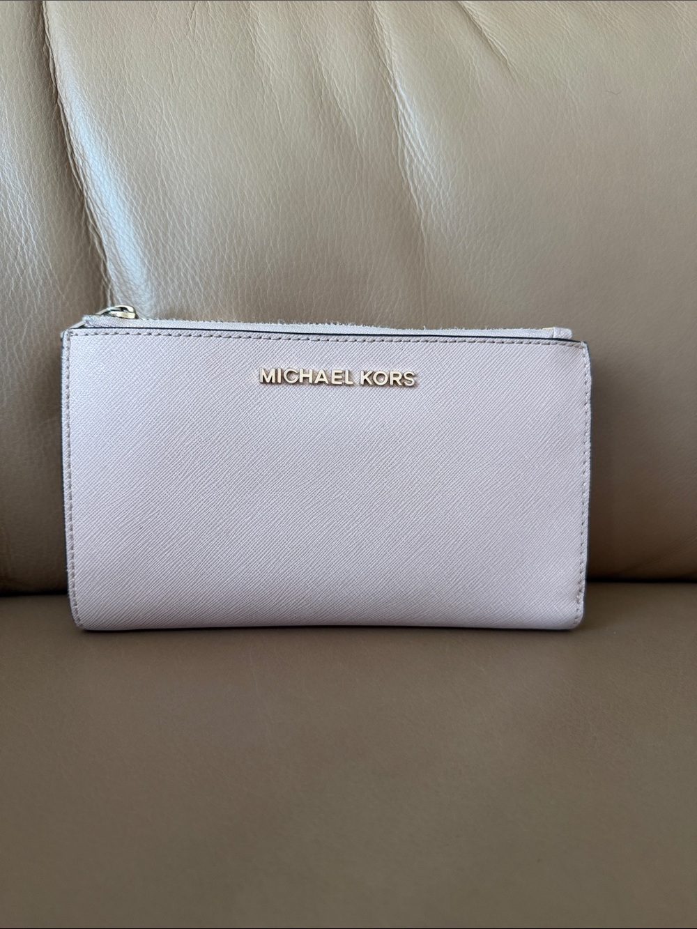 Michael Kors Pale Pink Saffiano Zip Wallet with Gold Logo